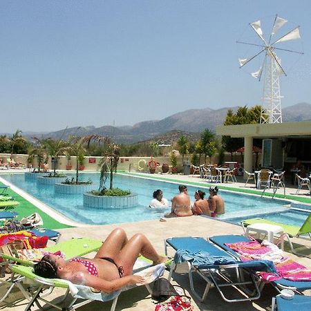 Nikos Hotel Malia Eksteriør billede