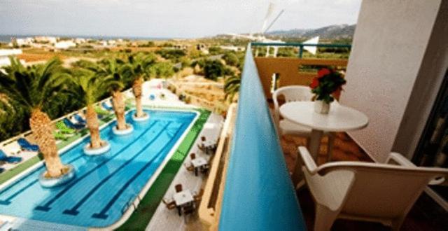 Nikos Hotel Malia Eksteriør billede